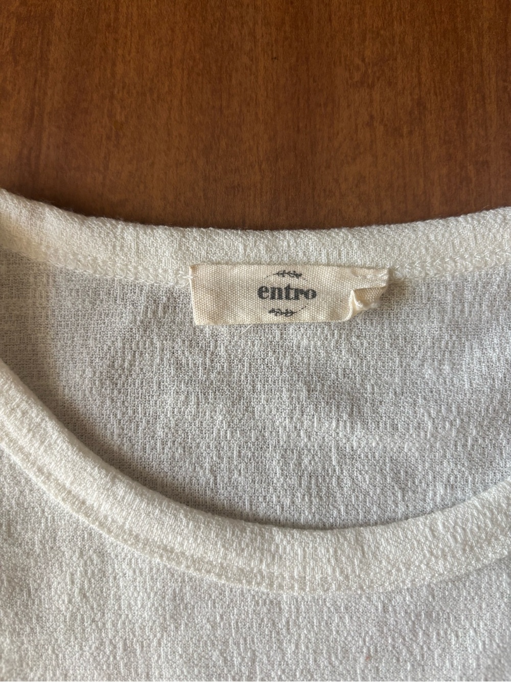 entro Textured Crewneck Top - Off-White - Picture 3 of 6